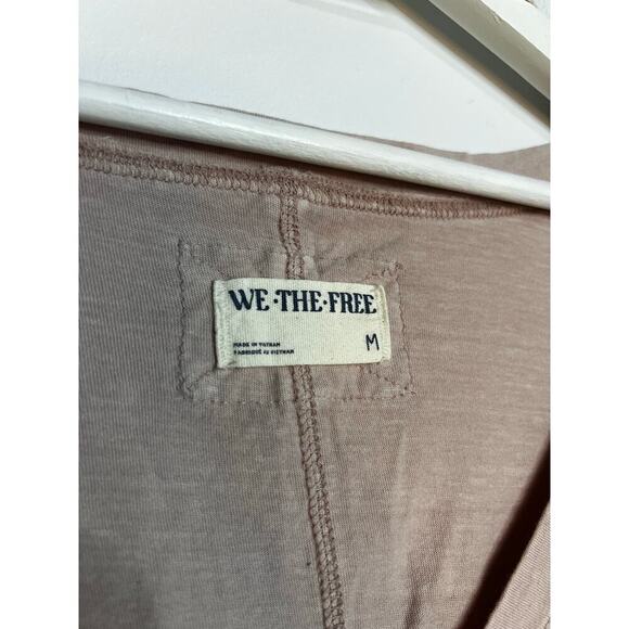 we the free oversized, V-neck size medium note there is a stain on the front - Picture 6 of 7